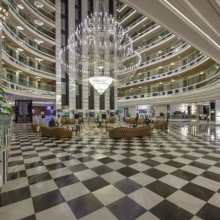 Delphin Imperial Lara-3